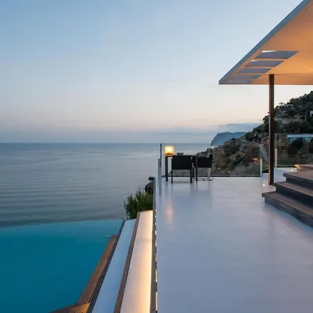 Delux 5 Bedroom Villa Willa
